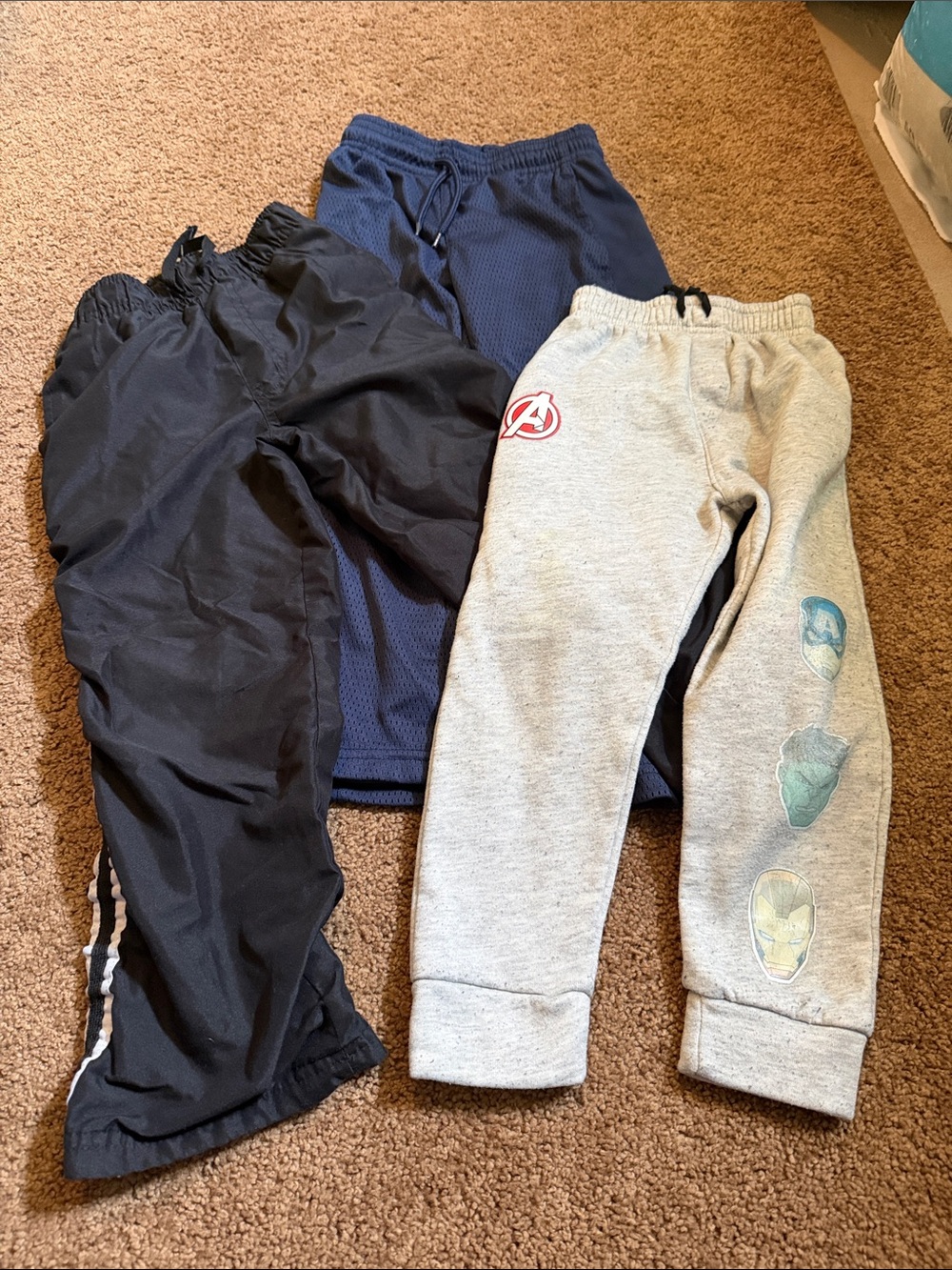 jumping beans Kids Gray Sweatpants with Navy and Black Bottoms